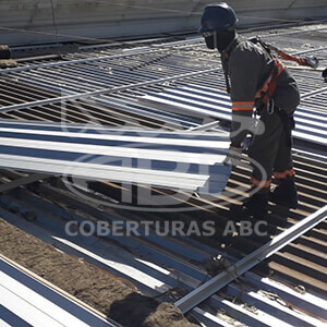 Mão-de-obra Especializada em Telhados Industriais - 1